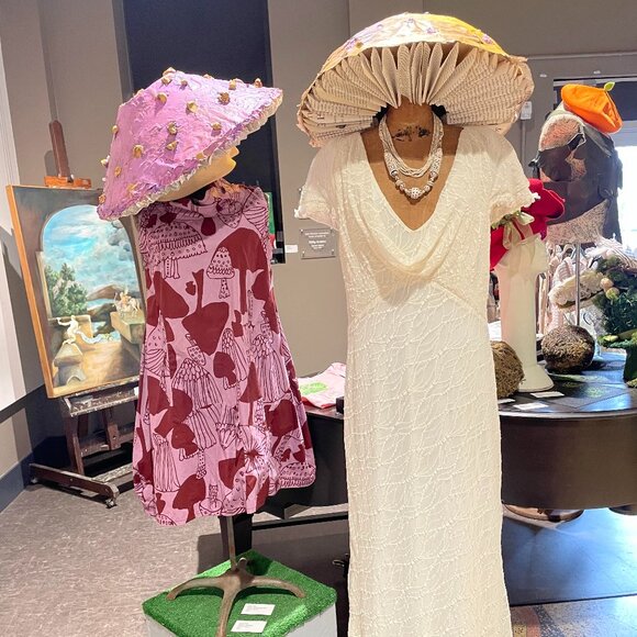 Meet your Posher, Elizabeth - Picture 10 of 16